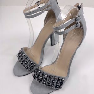 Guess Studded Sandals PETUNIA Embellished Heels Grey Size 9.5 NWT